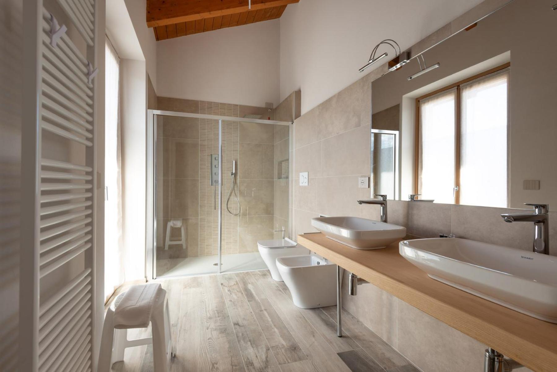 Benevello Cascina Pajanotヴィラ 部屋 写真