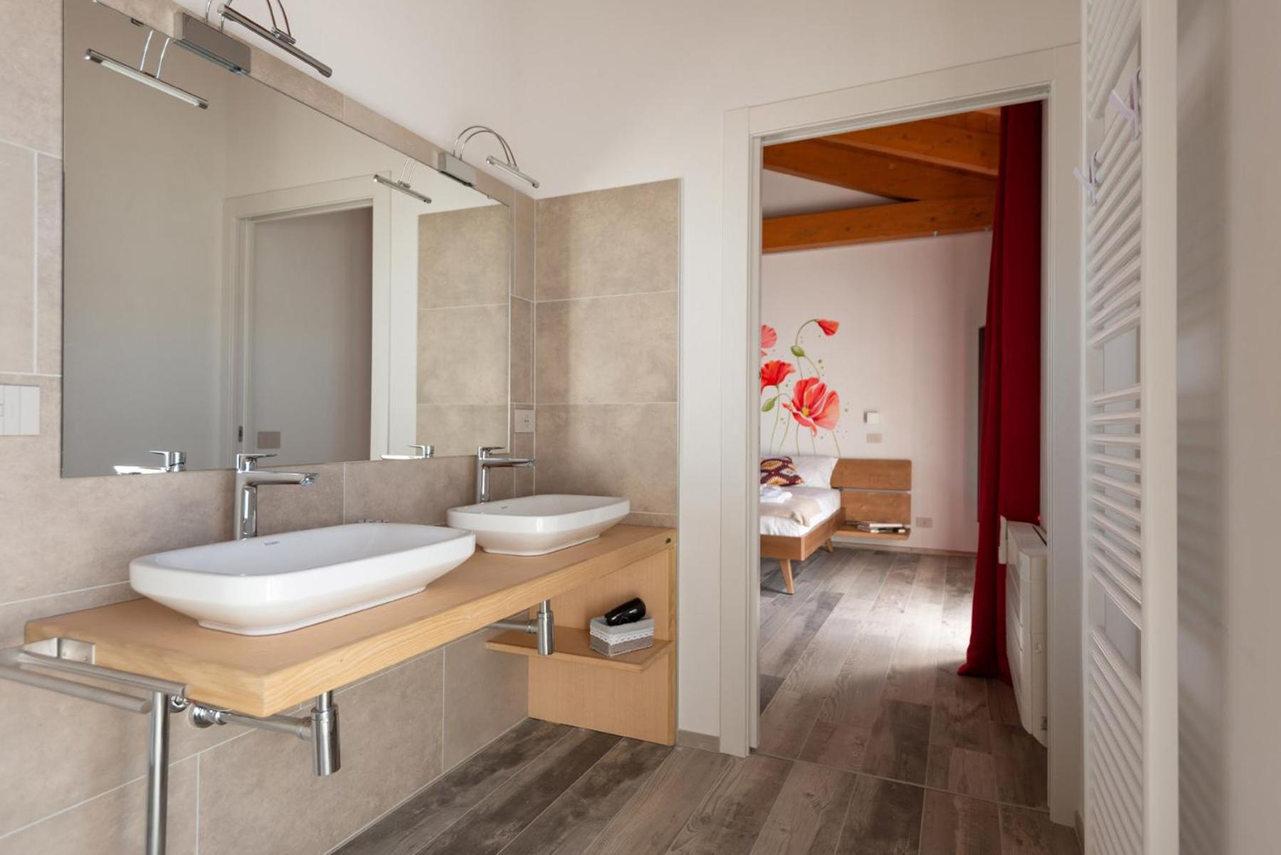Benevello Cascina Pajanotヴィラ 部屋 写真