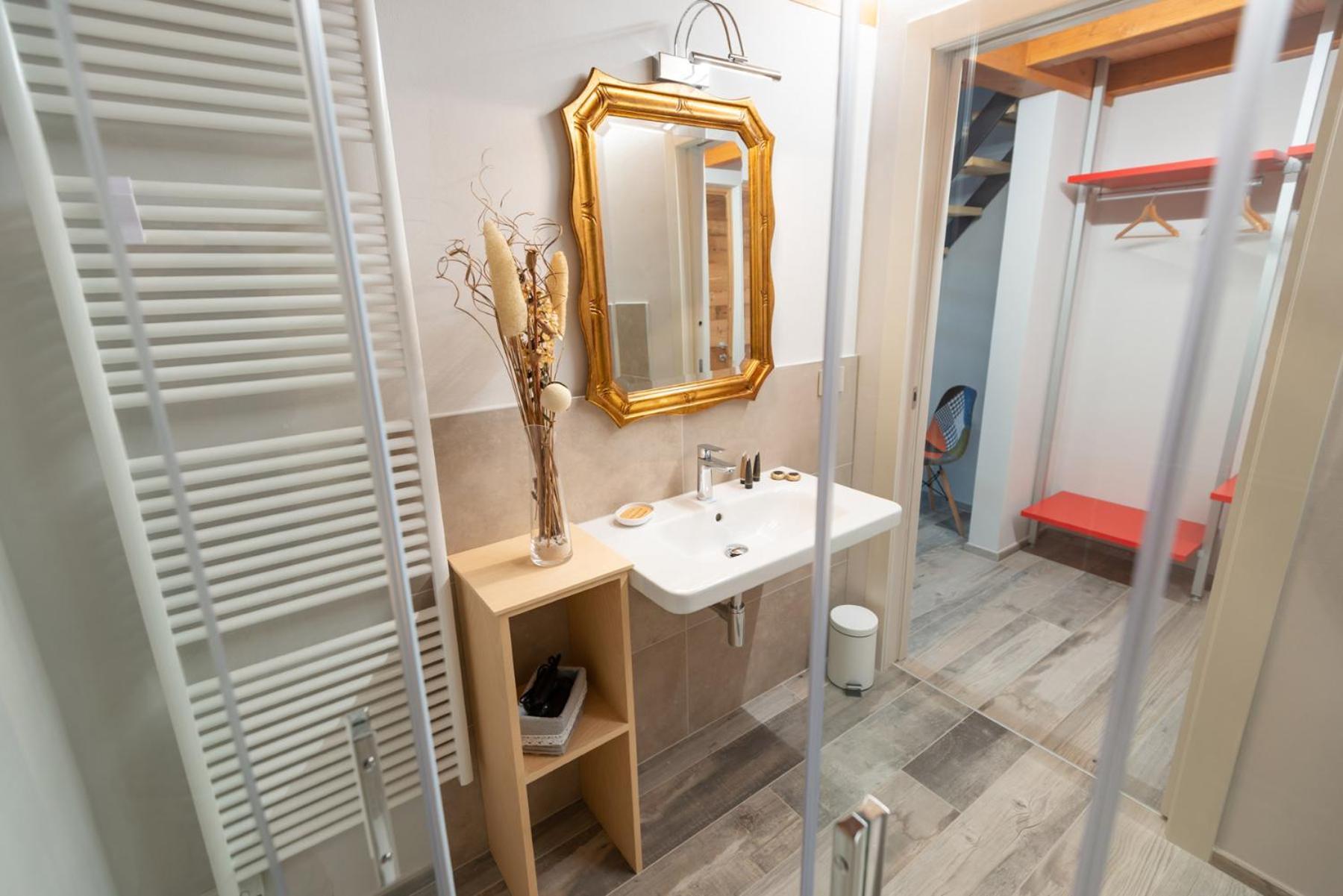 Benevello Cascina Pajanotヴィラ 部屋 写真